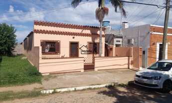 Imagem 2: IMOVEL BEM CENTRALIZADO COM TRÊS DORMITÓRIOS