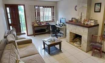 Imagem: Excelente casa central, próxima à escola