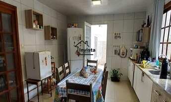 Imagem 2: Excelente casa central , próxima à escola Bradesco