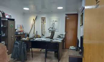 Imagem 7: Excelente e amplo pavilhão no centro da cidade