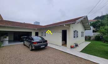 Imagem 2: Casa a Venda no bairro Laranjeiras