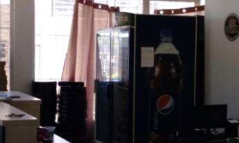 Imagem 2: Prédio / Pavilhão em Novo Hamburgo / Petrópolis