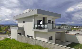 Imagem 4: Lindo Sobrado em Caçapava com 3 Suítes