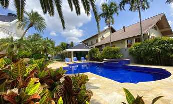 Imagem 4: Magnifica residência, 4 dormitórios, 4 vagas na garagem, 1M² de Área Construída