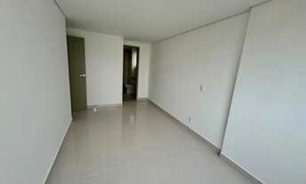 Imagem 6: Lagoa Nova, 3 dormitórios, 1 suítes, 3 banheiro, 2 vagas na garagem, 92M² de Área Construí