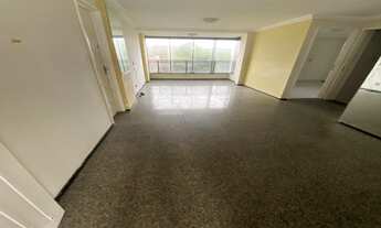 Imagem 3: Petrópolis, 1 dormitório, 1 banheiros, 1 vaga na garagem, 50M² de Área Construída