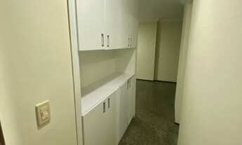 Imagem 3: 2 dormitórios, 1 suítes, 2 banheiro, 2 vagas na garagem