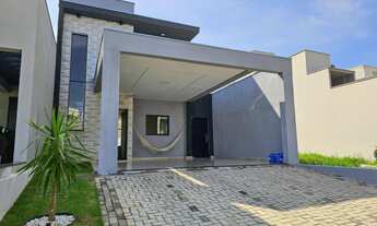 Imagem: Casa a venda no condomínio Reserva das