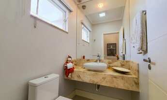 Imagem 7: Sobrado a venda no cond. Ondas, com 3 suítes, piscina e gourmet