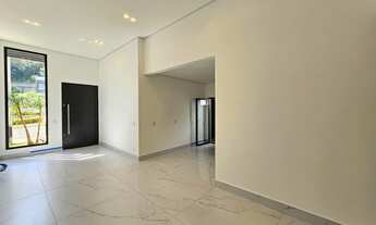 Imagem 4: Casa a venda no condomínio Reserva das Paineiras, com 3 suítes e piscina