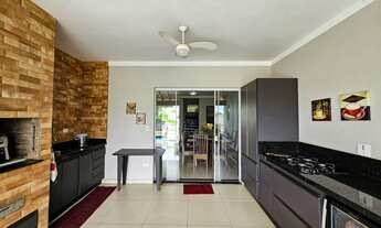 Imagem 7: Casa a venda no condomínio Reserva das Paineiras, com piscina