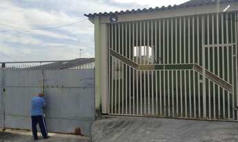 Imagem: Casa com Piscina Casa 2 quartos com suíte