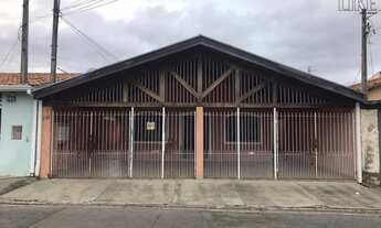 Imagem 2: Casa com 3 dormitórios com edícula no Jardim Oriente