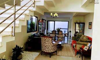 Imagem 2: Oportunidade única: Casa em Condomínio no GOLDEN PARK, Jacareí - Conforto e segurança gara