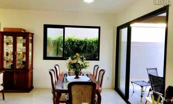 Imagem 3: Oportunidade única: Casa em Condomínio no GOLDEN PARK, Jacareí - Conforto e segurança gara