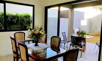 Imagem 4: Oportunidade única: Casa em Condomínio no GOLDEN PARK, Jacareí - Conforto e segurança gara