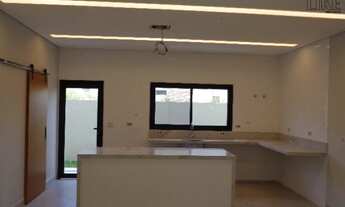 Imagem 2: Alphaville 2 Alto Padrão 4 Suítes com Piscina