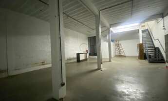 Imagem 2: VENDE-SE: prédio comercial