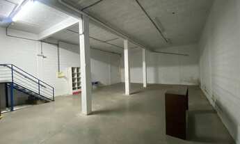 Imagem 3: VENDE-SE: prédio comercial