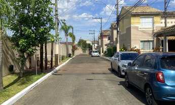 Imagem 2: Casa sobrado em condomínio com 03 dormitórios e Vaga para carro