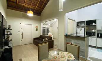 Imagem 3: CASA TÉRREA COM 2 DORMITÓRIOS COM UMA SUÍTE E PISCINA