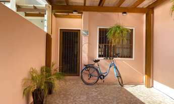 Imagem: SOBRADO 02 DORMITÓRIOS COM SACADA E VAGA