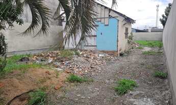 Imagem 2: LINDO terreno com 396 m de área! Frente Norte!