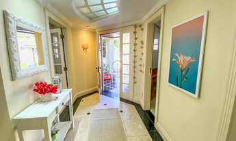 Imagem 4: Casa à venda em Canoas - Jardim do Lago - 248.97m² - Churrasqueira e Closet