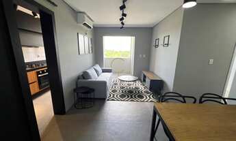 Imagem 2: Apartamento de 02 dormitórios, 01 suíte, Sacada e Churrasqueira e 02 Vagas para Veículos