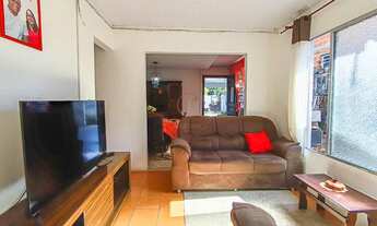 Imagem 4: Casa à venda em Olaria, Canoas - 140m² - Churrasqueira e Piso Laminado