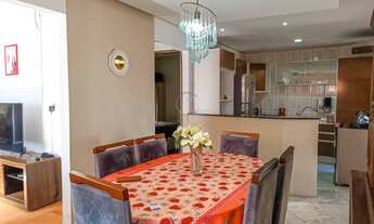 Imagem 6: Casa à venda em Olaria, Canoas - 140m² - Churrasqueira e Piso Laminado