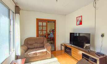 Imagem 5: Casa à venda em Olaria, Canoas - 140m² - Churrasqueira e Piso Laminado