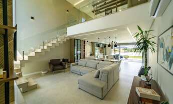 Imagem: SOBRADO ALTO PADRÃO EM CONDOMINIO FECHADO