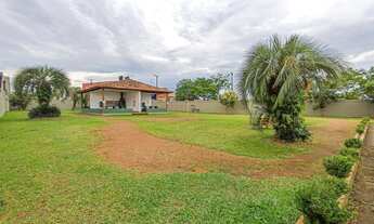 Imagem 6: Casa de 03 dormitórios com pátio e 02 vagas de garagens