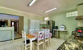 Imagem 5: CASA TÉRREA COM 4 DORMITÓRIOS ( DUAS SUÍTES ) E PISCINA NO IGARA