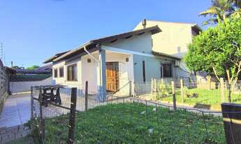 Imagem 2: Casa Térrea de 03 Dormitórios com 01 Vaga Coberta no Bairro Fatima