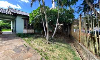 Imagem 6: Casa TÉRREA com terreno grande e PISCINA no bairro São José