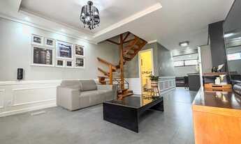 Imagem 3: EXCELENTE SOBRADO SEMI MOBILIADO DE 02 DORMITÓRIOS COM SUITE AMERICANA, SACADA E CHURRASQU