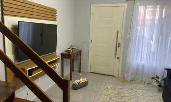 Imagem 7: Sobrado 2 dormitórios, com pátio e fechamento retrátil, próximo ao Centro