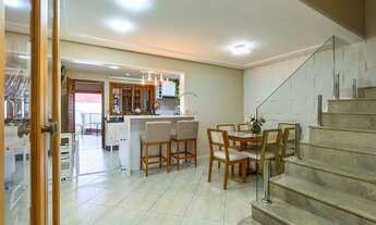 Imagem 5: Sobrado Usado com 169.09m² em Canoas - Harmonia: churrasqueira, porcelanato e mais