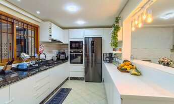 Imagem 7: Sobrado Usado com 169.09m² em Canoas - Harmonia: churrasqueira, porcelanato e mais