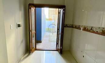 Imagem 7: Casa Térrea 02 Dormitórios, Pátio nos Fundos, Churrasqueira e 02 Vagas para Veículos no Ba