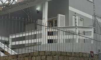 Imagem: EXCELENTE SOBRADO 03 DORMITÓRIOS NO BAIRRO