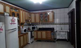 Imagem 3: SOBRADO GUAJUVIRAS, 3 dormitórios, 5 banheiro, 4 vagas na garagem, 280M² de Área Construíd