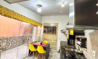 Imagem 5: ÓTIMA CASA COM TETO RETRÁTIL, MÓVEIS PLANEJADOS DE 02 DORMITÓRIOS, VAGA DE GARAGEM COBERTA