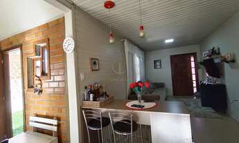 Imagem 4: CASA MISTA DE 02 DORMITÓRIOS COM ÓTIMO ACABAMENTO E DUAS VAGAS DE GARAGENS