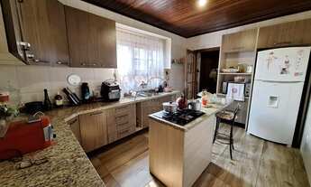 Imagem 6: SOBRADO COM 04 DORMITÓRIOS MAIS UMA EDÍCULA COM 02 DORMITÓRIOS NO GUAJUVIRAS EM CANOAS