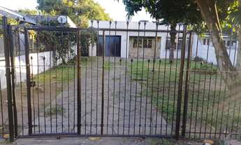 Imagem: Casa térrea com 2 dormitórios, terreno