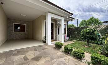 Imagem: Casa com Piscina em Canoas - Oportunidade