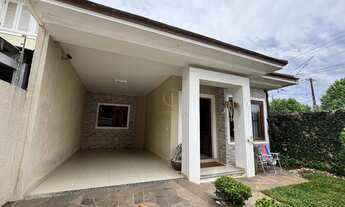 Imagem 3: Casa com Piscina em Canoas - Oportunidade de Venda no Bairro Igara